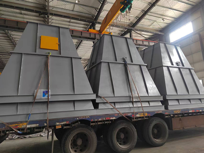 發(fā)往內蒙古烏蘭浩特市的TZQM_336L三臺防爆除塵器