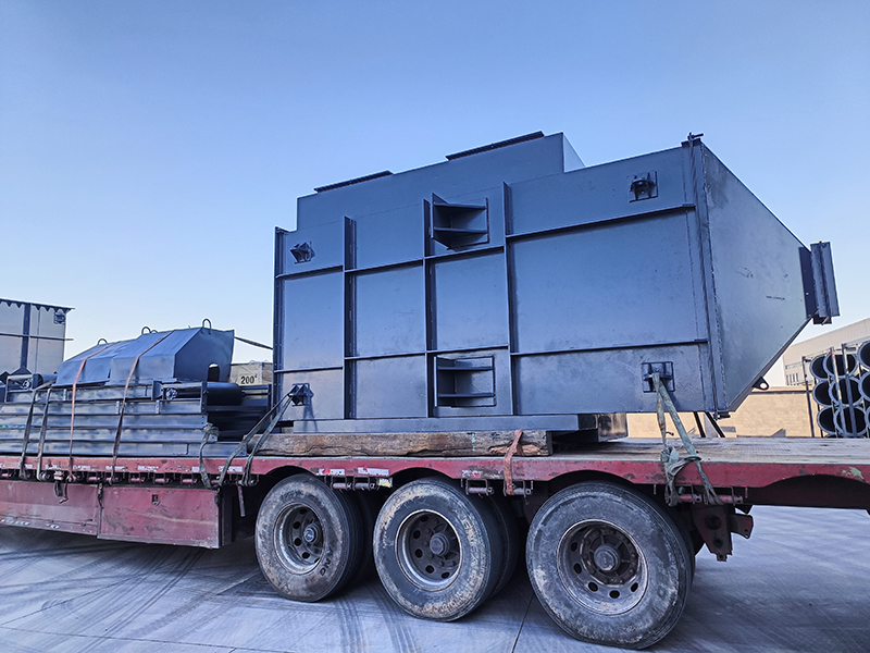 煅燒倉(cāng)  羅茨風(fēng)機(jī)發(fā)往南陽(yáng)      車(chē)