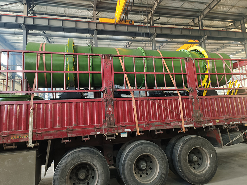 單筒烘干機(jī)  單機(jī)脈沖袋式除塵器發(fā)往天津